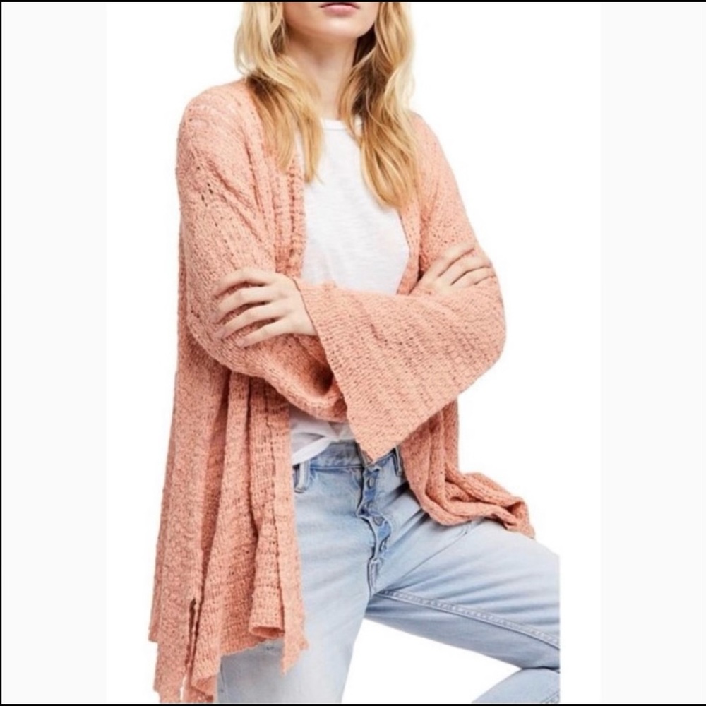 NWOT. Never worn. Peach kimono.